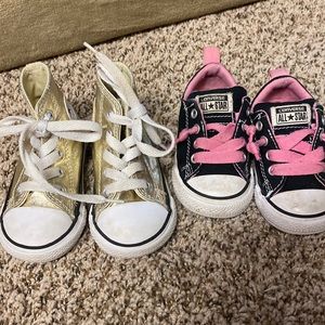 Size 5 converse shoes